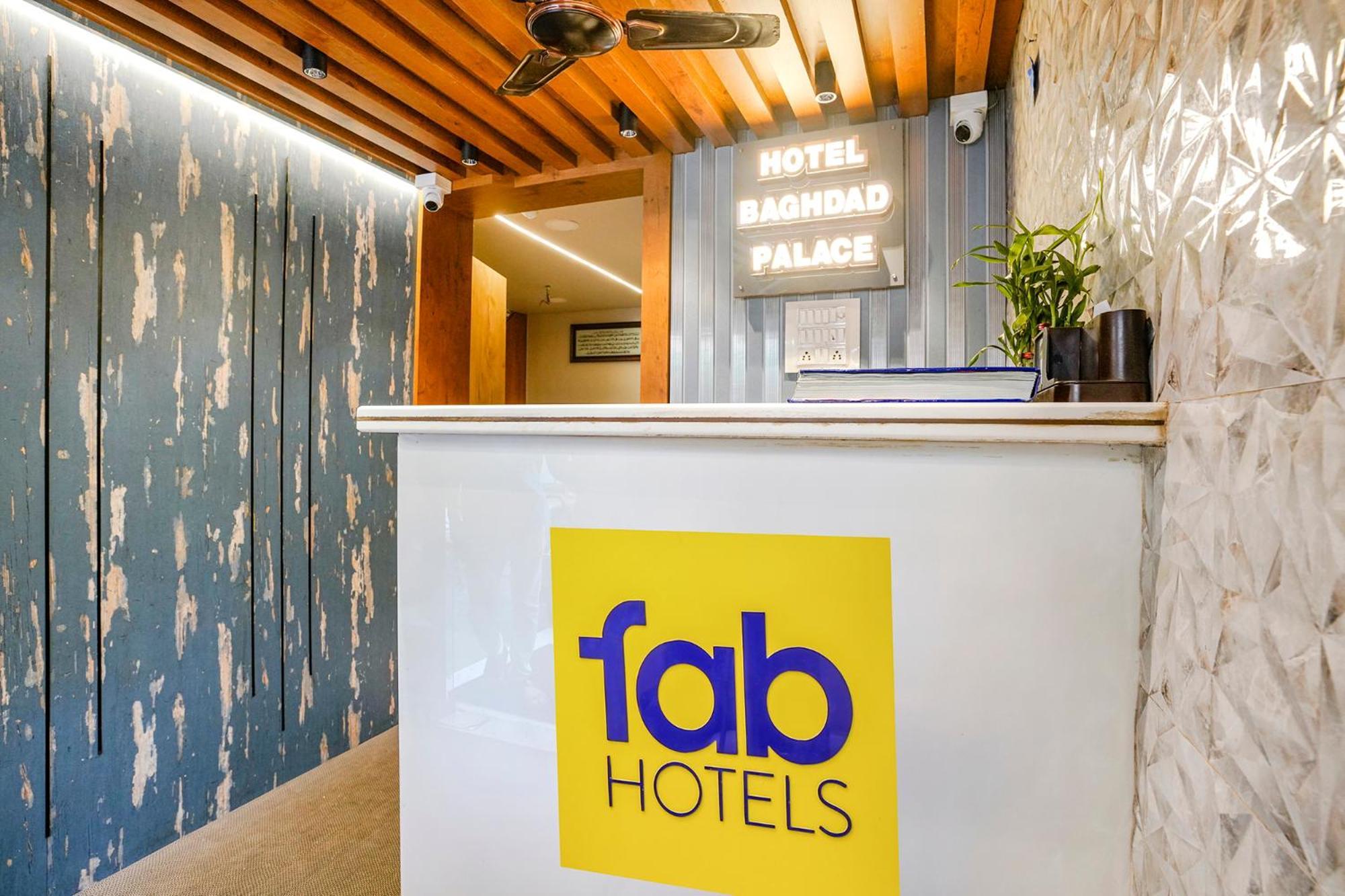 Fabexpress Baghdad Palace Hotel - Mumbai — Photos 1